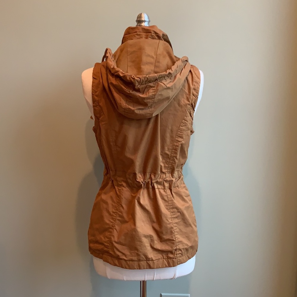 NWOT YMI Vest - Picture 4 of 14